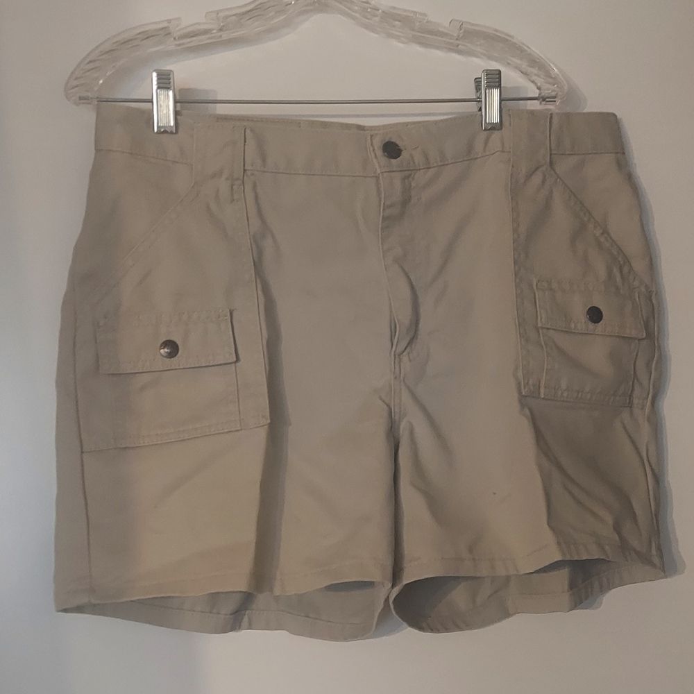 Riders by Lee Women's Beige Cargo Shorts